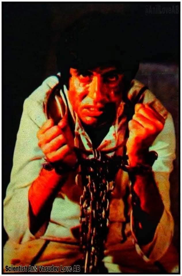 DrAnilLoveAB's tweet photo. Congratulations on completion of🎉🌹💐
#43YearsOfKaalia (25 December 1981)
My Dear Guruji Shri @SrBachchan Sirji &
#Amjadkhan ji #kaderkhan ji #Pransab ji 
#AshaParekh ji #ParveenBabi ji 
#Jagdeep ji #RamSethi ji & Team 
Written by #InderRajAnand ji #TinnuAnandji & Team 
Directed by #TinnuAnand ji 
Produced by #IqbalSingh ji
Music by #RahulDevBurman ji
Lyrics:  #MajroohSultanpuri ji