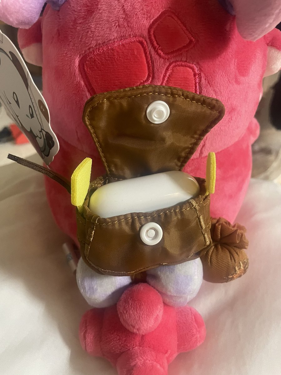 プレゼントでチョンクのAirPodsケース貰った