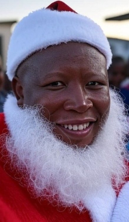 lets_ally76709's tweet photo. Julius Malema at least when EFF dies, he ll have a Side Hustle https://t.co/hG4cIw6zTW