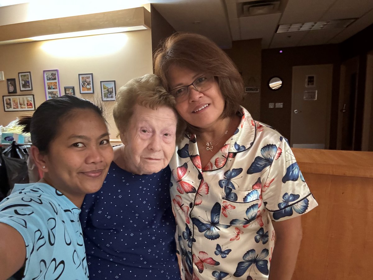 peopleCare_ca's tweet photo. Everyone deserves to feel warmth, belonging, joy and purpose in their lives &amp; home. At Oakcrossing #LTC, we’re piloting the #ButterflyApproach with @MeaningfulCareM #TransformingExperiences through emotion-based care. Read more: https://t.co/YyL70ChDq1 https://t.co/sSBdriKBqG
