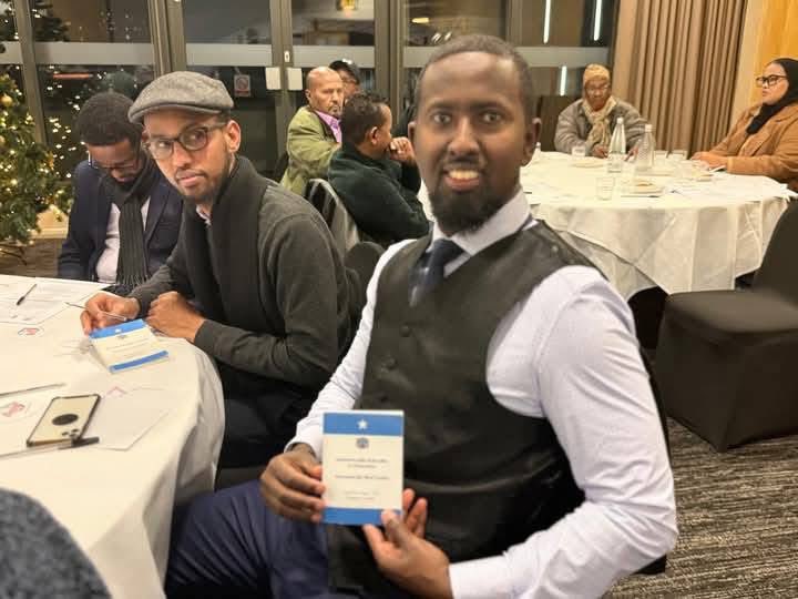 In #Bristol, UK, institutions responsible for the constitution review—#ICRIC, #OC, and #MoJCA —held consultation sessions with the Somali diaspora on proposed amendments to Chapters 5 to 9. Participants shared valuable input and contributions. #SomaliDiaspora #Constitution