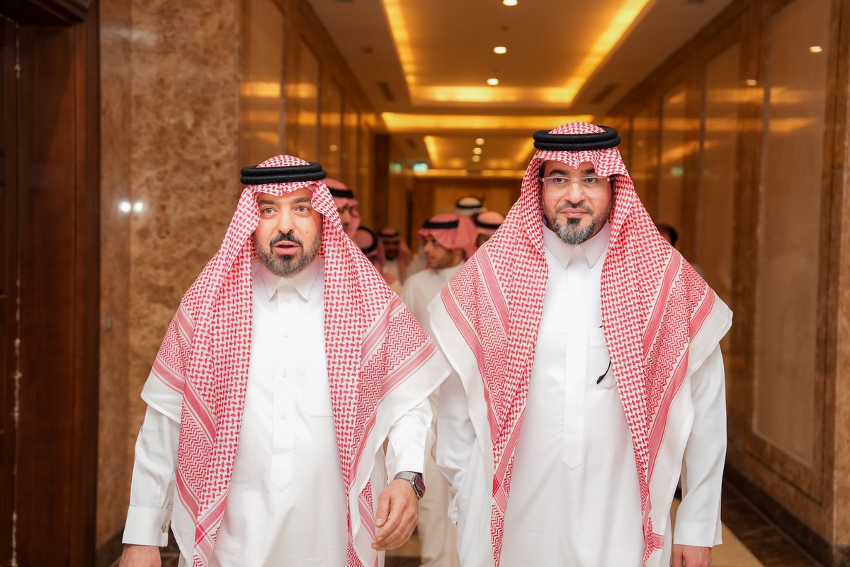 hajigift's tweet image. 🎯| أكثر من 225 مليون مستفيد منذ تأسيسها!

تشرفت جمعية #هدية_الحاج_والمعتمر بزيارة الرئيس التنفيذي لتنمية القطاع غير الربحي، الأستاذ أحمد السويلم، لمقر الجمعية الإداري #بمكة_المكرمة ، للاطلاع على إنجازاتها وخططها المستقبلية لخدمة #ضيوف_الرحمن