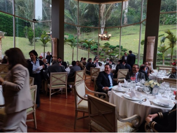 UNOBOG's tweet image. Queremos contarles que como ya es costumbre, se realizó el almuerzo de fin de año de los notarios afiliados a UNOBOG, el pasado miércoles 20 de noviembre de 2024. ¡Gracias a todos por su asistencia, fue un momento maravilloso para compartir entre colegas!