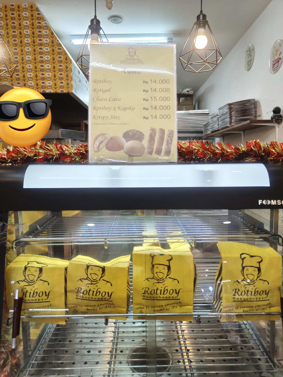Widino's tweet photo. Kakak adik kompakan, 14ribu gaes 😭

Hmm, seperti ada yg beda ya.. 🤔 https://t.co/7SZ8ILdw1V