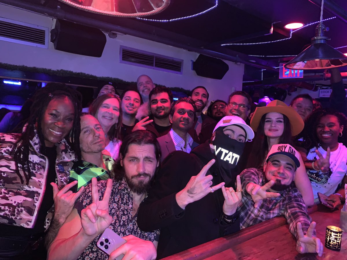 Gm gm About last night you just had to be there to fully understand ✌🏼