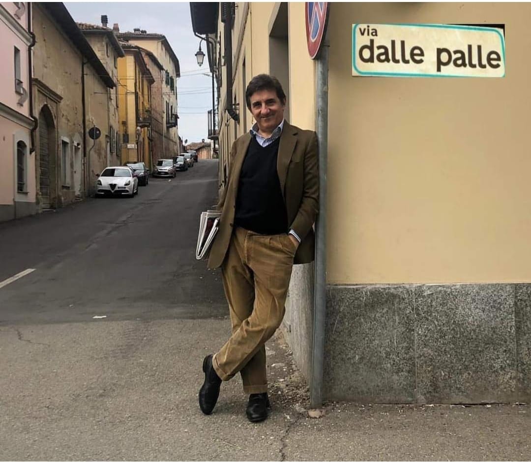 doss1906's tweet image. URBANO CAIRO DEVI VENDERE VATTENE VATTENE #cairovattene
@TorinoFC_1906 @LaStampa @StampaTorino @repubblica @rep_torino @twitorino @regionepiemonte @tuttosport @willie_peyote @SkyTG24 @DAZN_IT @tvdellosport @sportmediaset @Gazzetta_it @RadioSportiva  @CrozzaTweet @GialappasB