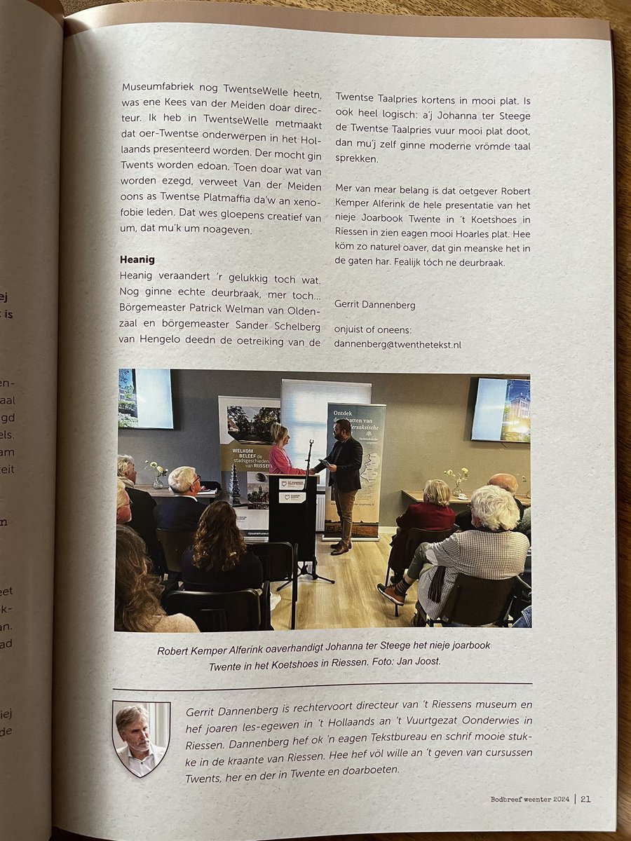 Vaker plat. Gewoon doon. De Jaarboek #Twente presentatie in het #Nedersaksisch #Twents evenals de uitreiking van de Twentse taalprijs. Umdet ‘t in Twente was. Umdet #Nedersaksisch oonze moodersproake is. Doarum. <a href="/Nedersaks_uitge/">Nedersaksische Uitgeverij</a>