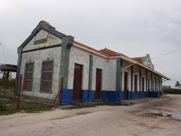 ferrocarrilcuba's tweet photo. Directivos de @eforiente02 ,  realizaron recorrido  por las estaciones 🚂🇨🇺de Palma Soriano y Combinado San Luis para evaluar posibles daños provocados por el sismo perceptible en la región oriental ocurrido en horas de la madrugada de ayer. https://t.co/jYR8wowwtu