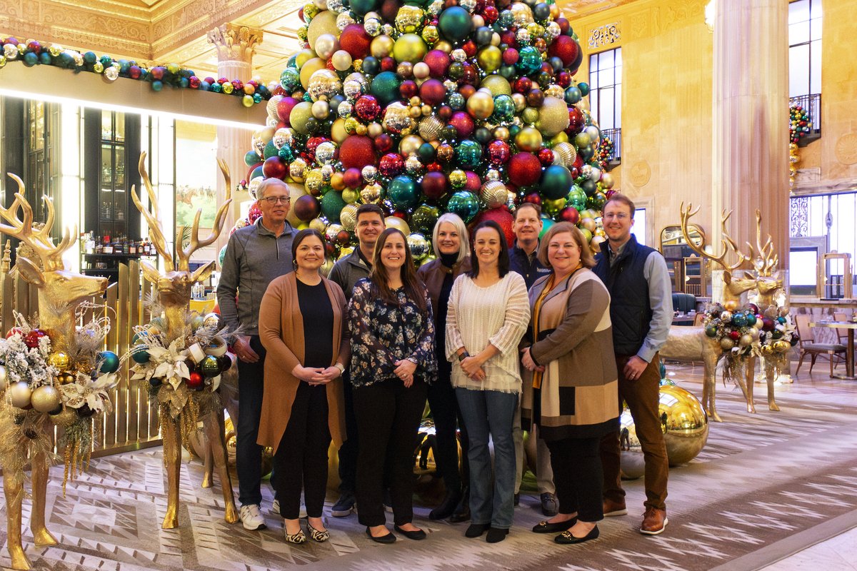 Wishing everyone a joyful holiday season! 🎄❤️ May this time be filled with warmth, laughter, and cherished moments as we all reflect on the past year and look forward to new beginnings in the days ahead.