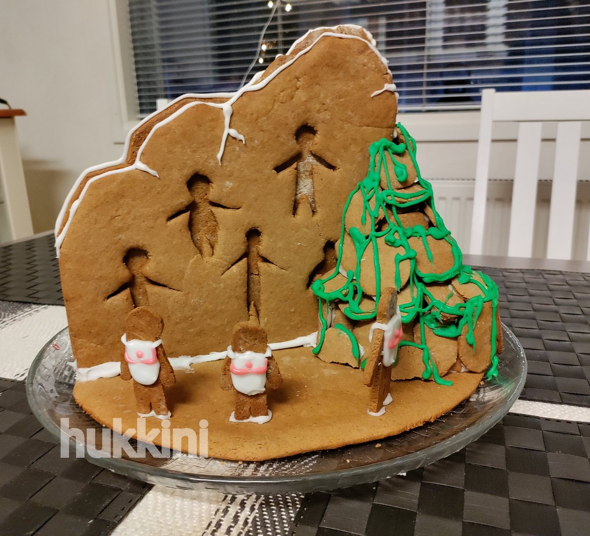 hukkini's tweet image. Merry Christmas!
I made Gingerbread Enigma of Amigara Fault
It took me three days 🥲 #junjiito