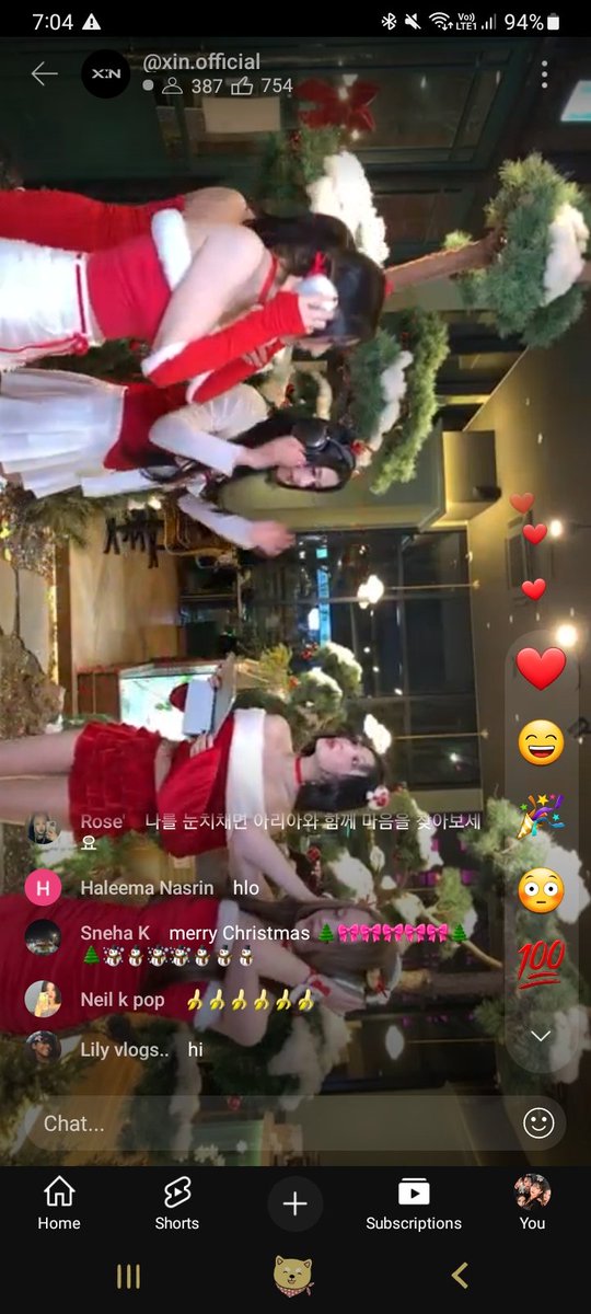xinreadyforever's tweet photo. This live was so funny lol 😂😂🎅🎄✨️... https://t.co/7N46c37vhn