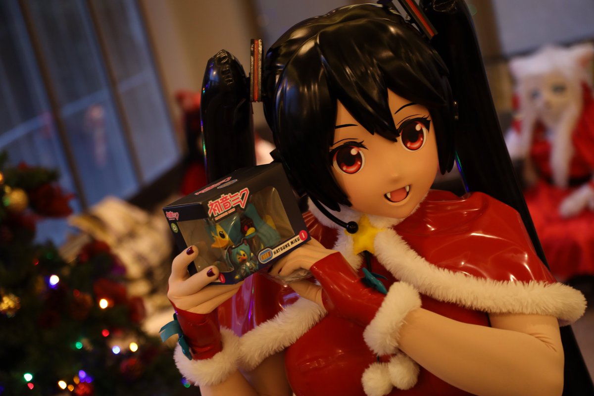 And from the UK meet. I still have no idea who was he secret santa !
Photo is from Cloud_Tied