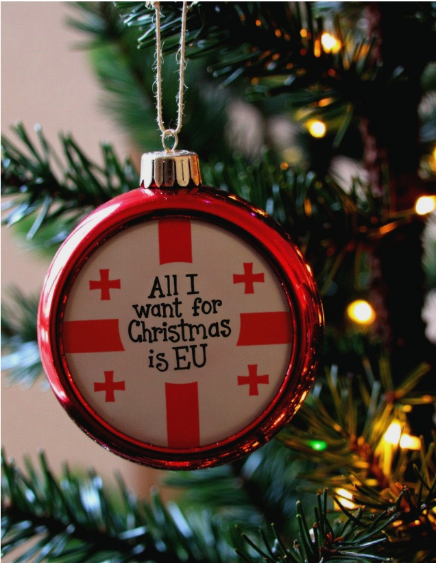 DumbadzeNi26495's tweet photo. Georgian girl's Christmas wish  🙂
#GeorgiainEU 
ქართველი გოგოს  საშობაო სურვილი 🙏
#საქართველოევროკავშირში https://t.co/Z6fXWPXpad