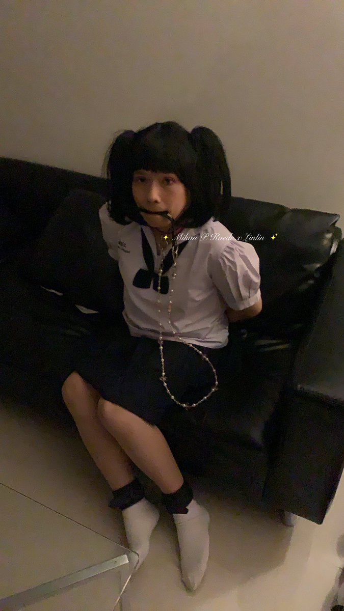 แกล้งเด็กอีกแล้ววววว
CD Slave : <a href="/AlizLinz/">AlizLinz</a> 
Mistress : me

Uniform fetish with mature doesn’t defined as pedophilia