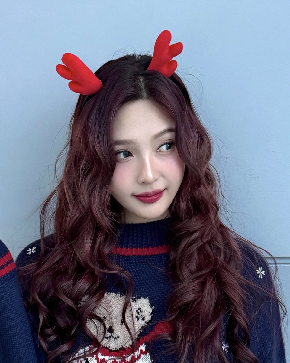 RVsmtown's tweet photo. ⛄🫎🎄🧸🐰•⁺

#레드벨벳 #RedVelvet 
#아이린 #IRENE
#슬기 #SEULGI 
#웬디 #WENDY 
#조이 #JOY 
#예리 #YERI https://t.co/x8tpx45nFJ
