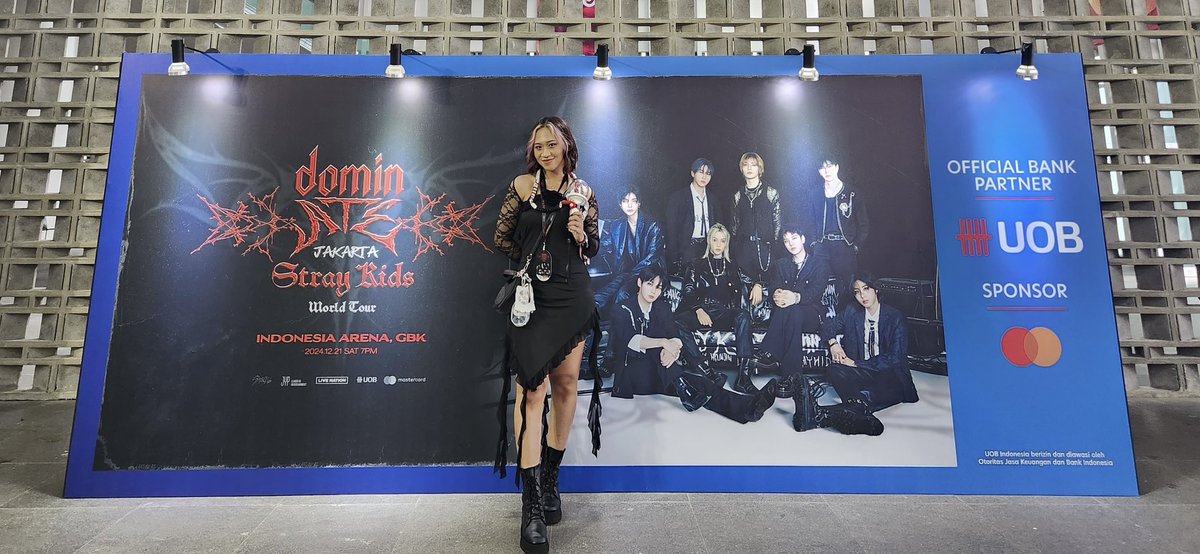 yeeknow's tweet photo. 🖤❤️ https://t.co/3TkE4OlO6E