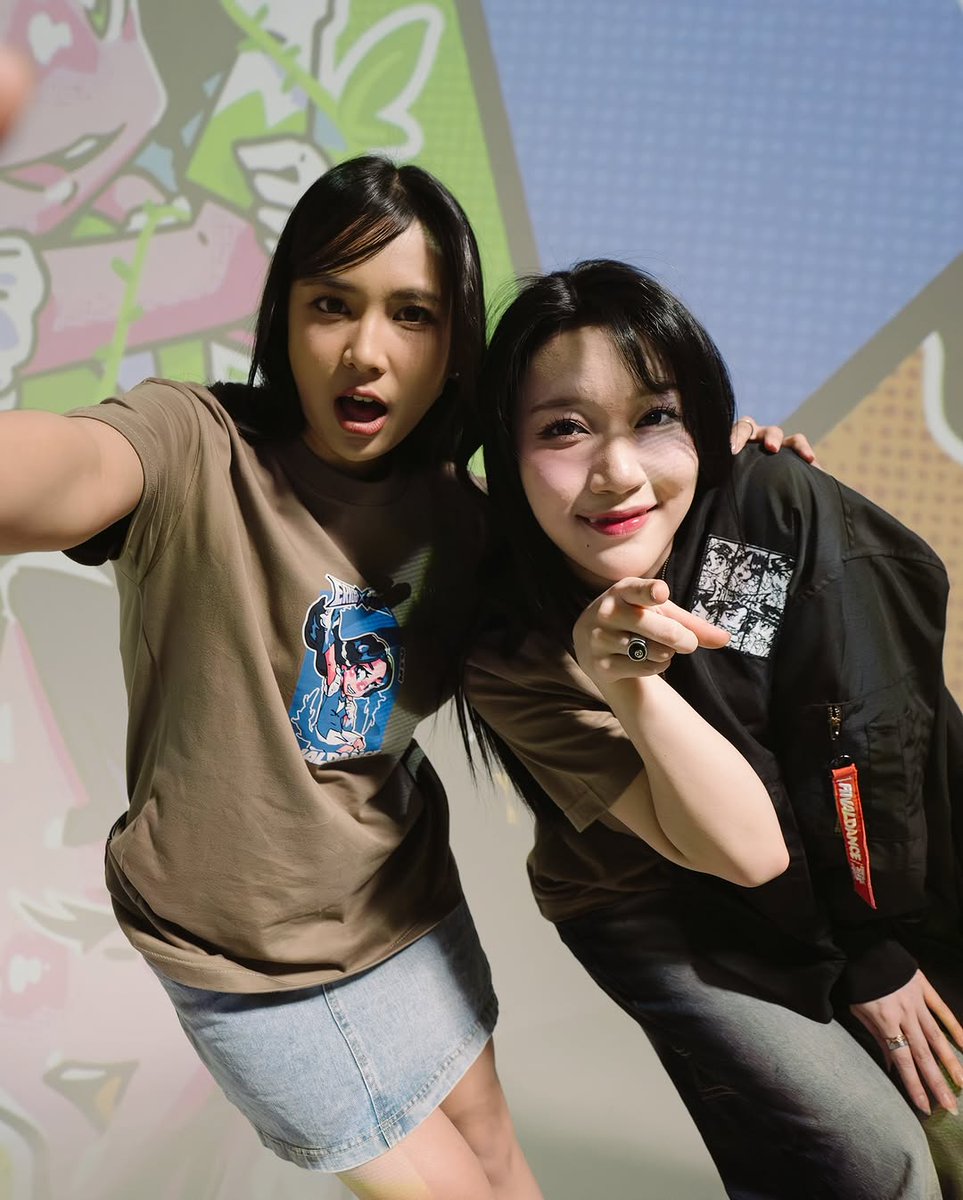 gitroops's tweet photo. 🩵🩶

#FinalDance 
#ErigoxJKT48 

Erigo Instagram Post
🔗https://t.co/YnIKmxlowf https://t.co/5abHgbzenR
