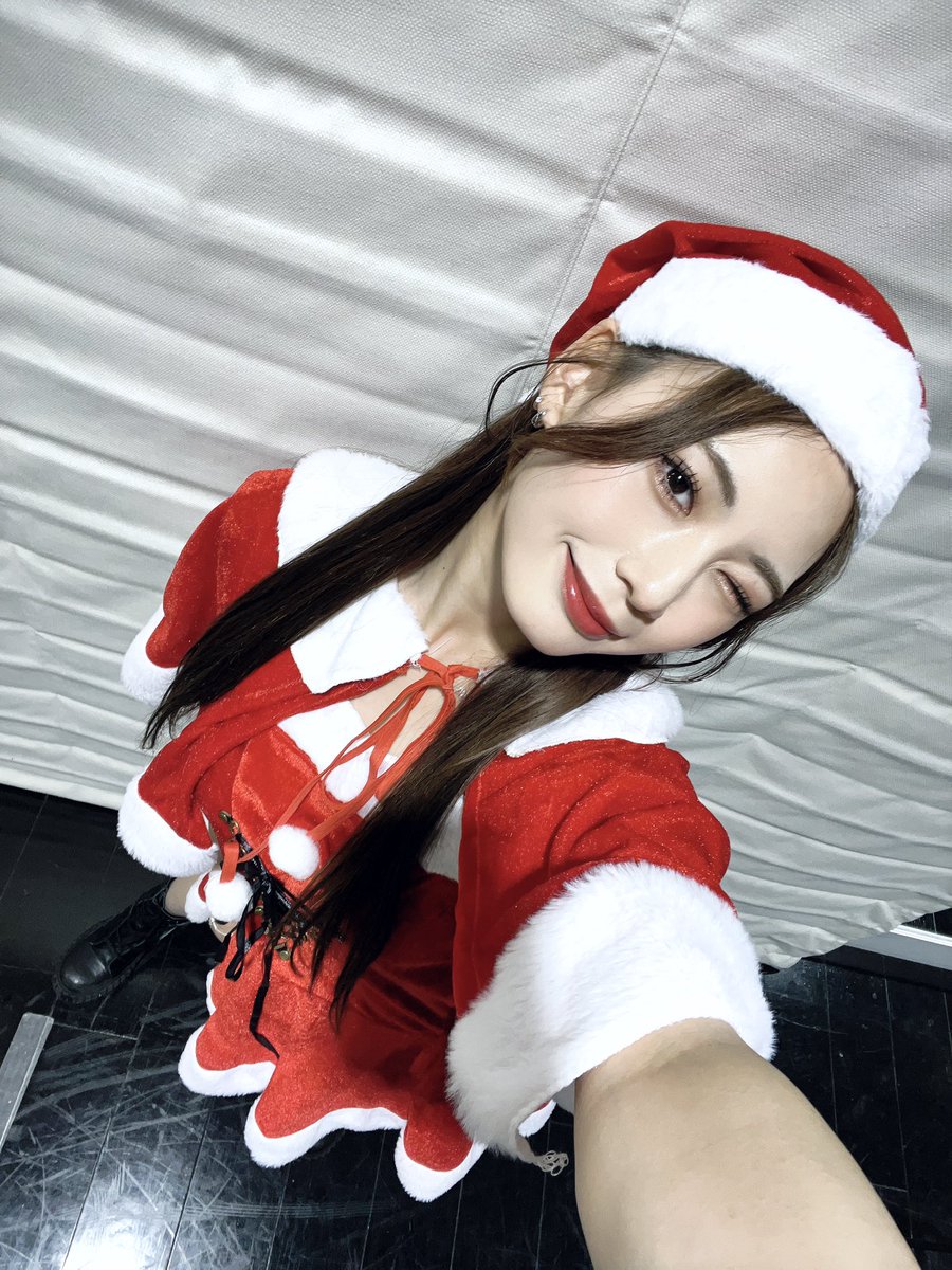 iscream_ldh's tweet photo. #MerryChristmas2024 #iScream #RUI https://t.co/ewebtbEYuK