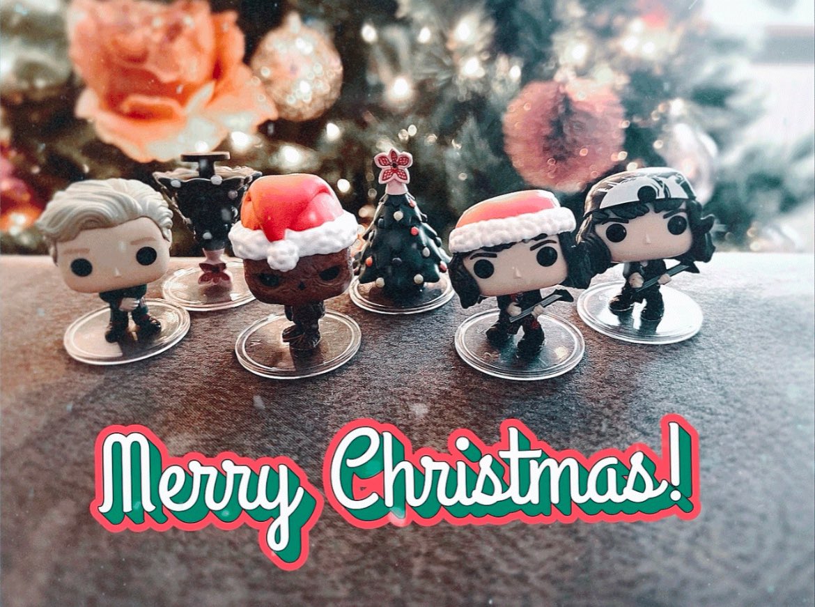 teddiemunsons's tweet photo. Merry Christmas and the best wishes for 2025! 🎄🌟 https://t.co/0RJ9VdPc2o