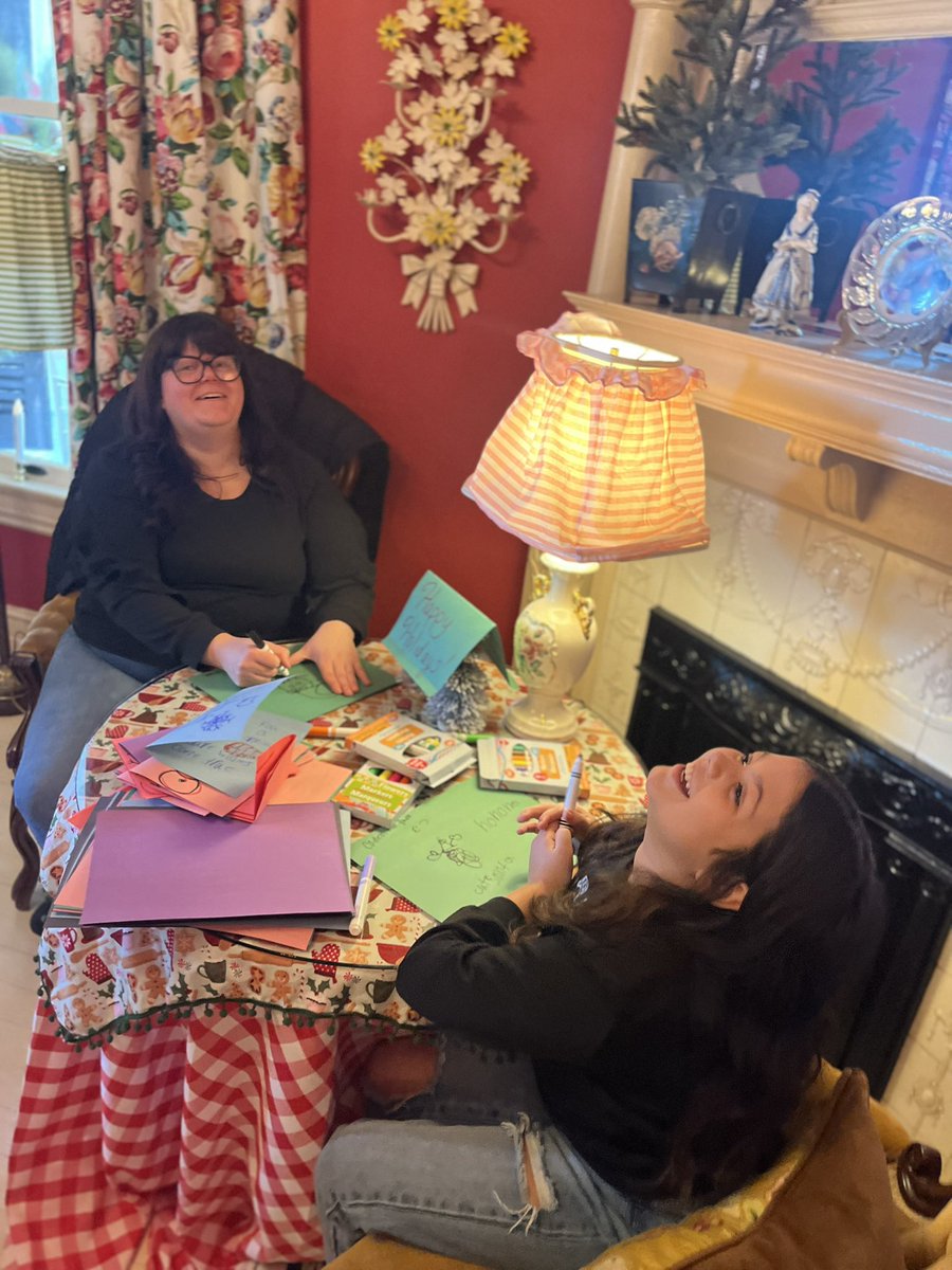 Keeper_Program's tweet image. Thank you @acausefortea for allowing our girls to have cookies and cocoa with their wonderful mothers and sisters ❤️ #togetherwecandoanything