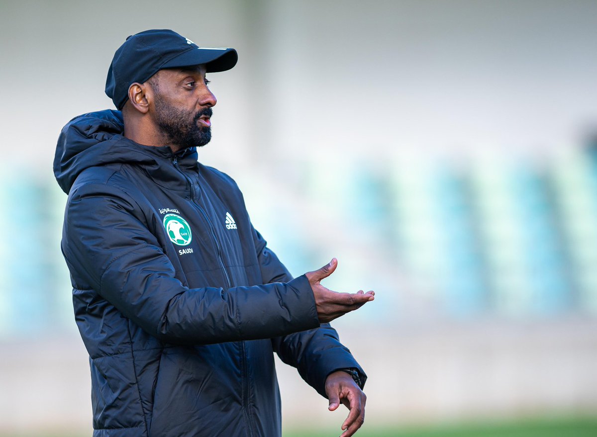 المدرب الوطني ماجد التركي،خمس سنوات من العمل الدؤوب لخدمة منتخبنا،على مسافة واحده من الجميع و قريب من مدربي المملكة ساهم في اكتشاف العديد من المواهب،تنقل في كافة مناطق المملكة في مختلف المنافسات باحثاً ومستكشفاً،على دراية تامه ووعي بأغلب مواهب المملكة بمثلك نفخر و يفخر الوطن🇸🇦