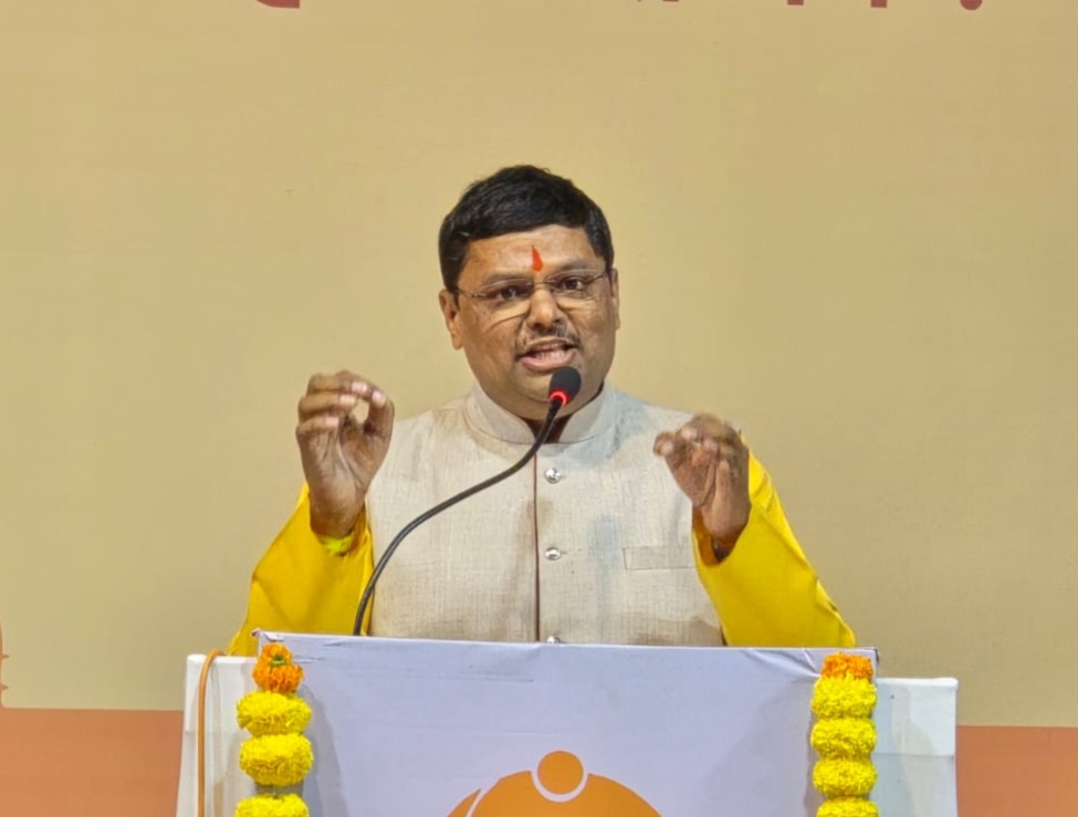 "If the thousands of trustees present here call for the freedom of temples, the government will be compelled to act. Trustees must work to use their Temples to unite Hindus and ensure their protection! 🛕"
- Shri. Sunil Ghanwat (<a href="/SG_HJS/">Sunil Ghanwat 🛕🛕</a>), National Coordinator, Mandir Mahasangh,