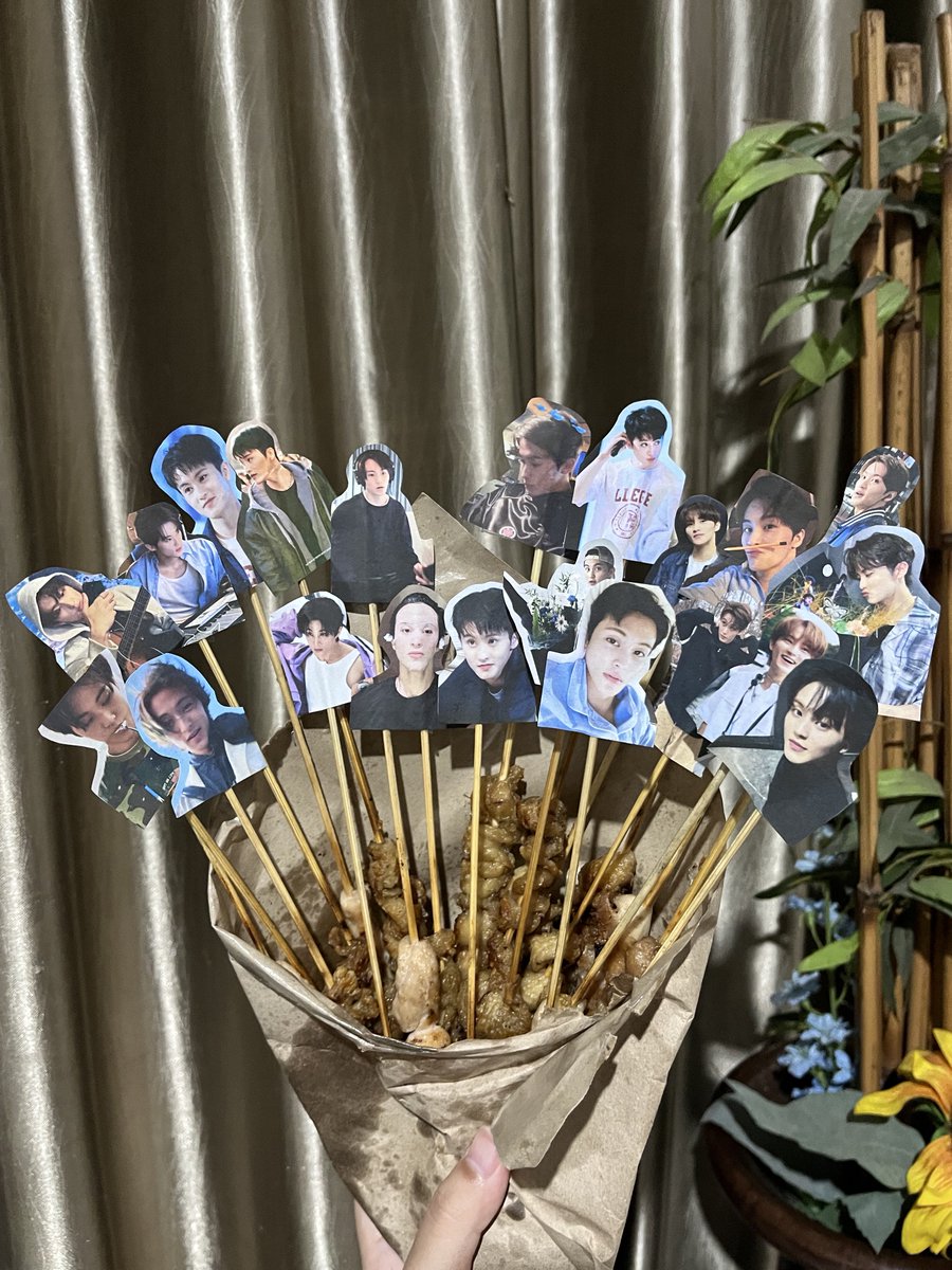 temenku ngasih mark taichan bouquet… 😭