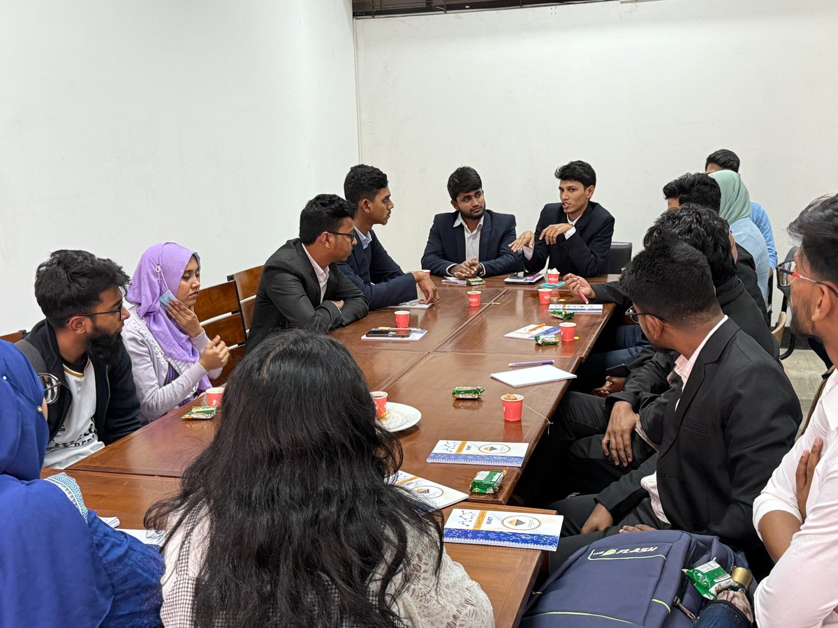 BuetAcs's tweet photo. BUET ACS Student Chapter hosted 𝐶ℎ𝑒𝑚𝐵𝑟𝑖𝑑𝑔𝑒: 𝐴𝑑𝑣𝑎𝑛𝑐𝑖𝑛𝑔 𝑆𝑐𝑖𝑒𝑛𝑐𝑒 𝑇𝑜𝑔𝑒𝑡ℎ𝑒𝑟 with support from the Global Innovation Grant!
Huge thanks to speakers, participants &amp; organizers for making it a success. Together we advance science for a better tomorrow!🌍 https://t.co/YGJ1BKfjDR