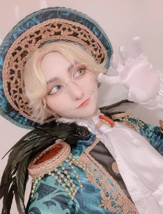 改めましてIJLお疲れ様でした3日間大好きな曲芸師のアマツバメ、祈雨珠、パペットで出演させて頂きましたストリーマーブースもバックダンサーもすごく楽しかった!素敵な経験をさせて頂き感謝です、本当にありがとうございました#IdentityV #第五人格 #24秋IJL決勝#月の河マーケット 