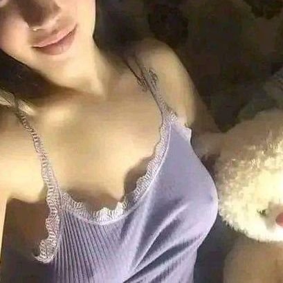 احذرو منها نصبة وكذابة