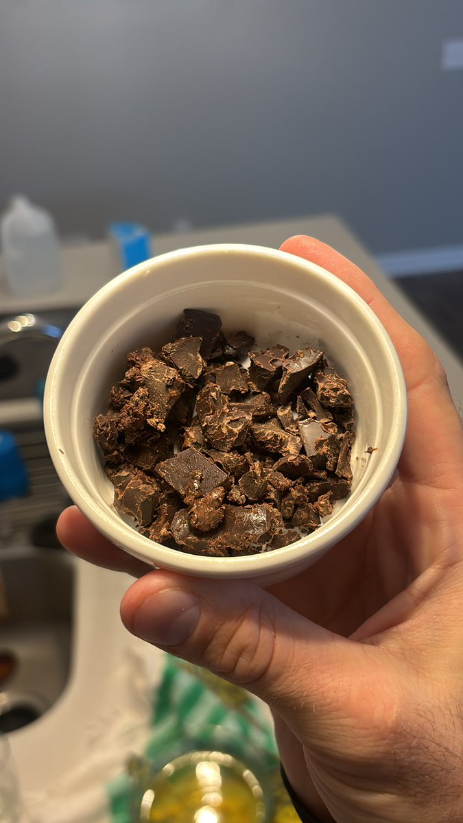 runquasimodo's tweet photo. Chocolate heated with water mixes for a nice drink. 

The ‘black coffee’ version is to eat the bark

#GetWIRED https://t.co/fjKOtLRZD5