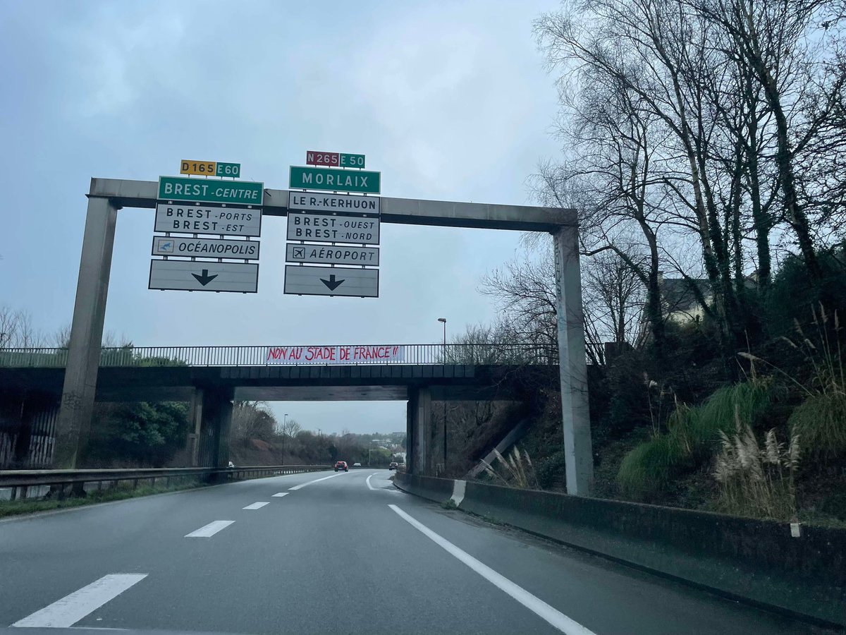 FC29400's tweet image. NON AU STADE DE FRANCE !!