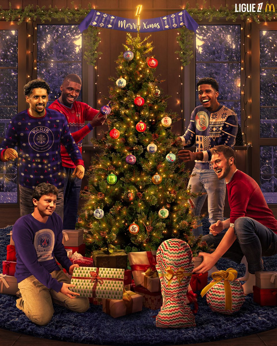 Já é Natal na Ligue 1 🎄🎁

Quer ganhar de presente uma camisola autografada do <a href="/vitinha/">Vitinha</a>? É simples! 👇

➡️ Seguir <a href="/Ligue1_POR/">Ligue 1 Português</a> e <a href="/sporttvportugal/">sport tv</a>
➡️ RT e like neste post
➡️ Identificar um amigo nos comentários

Pode comentar quantas vezes quiser! O vencedor será anunciado no dia