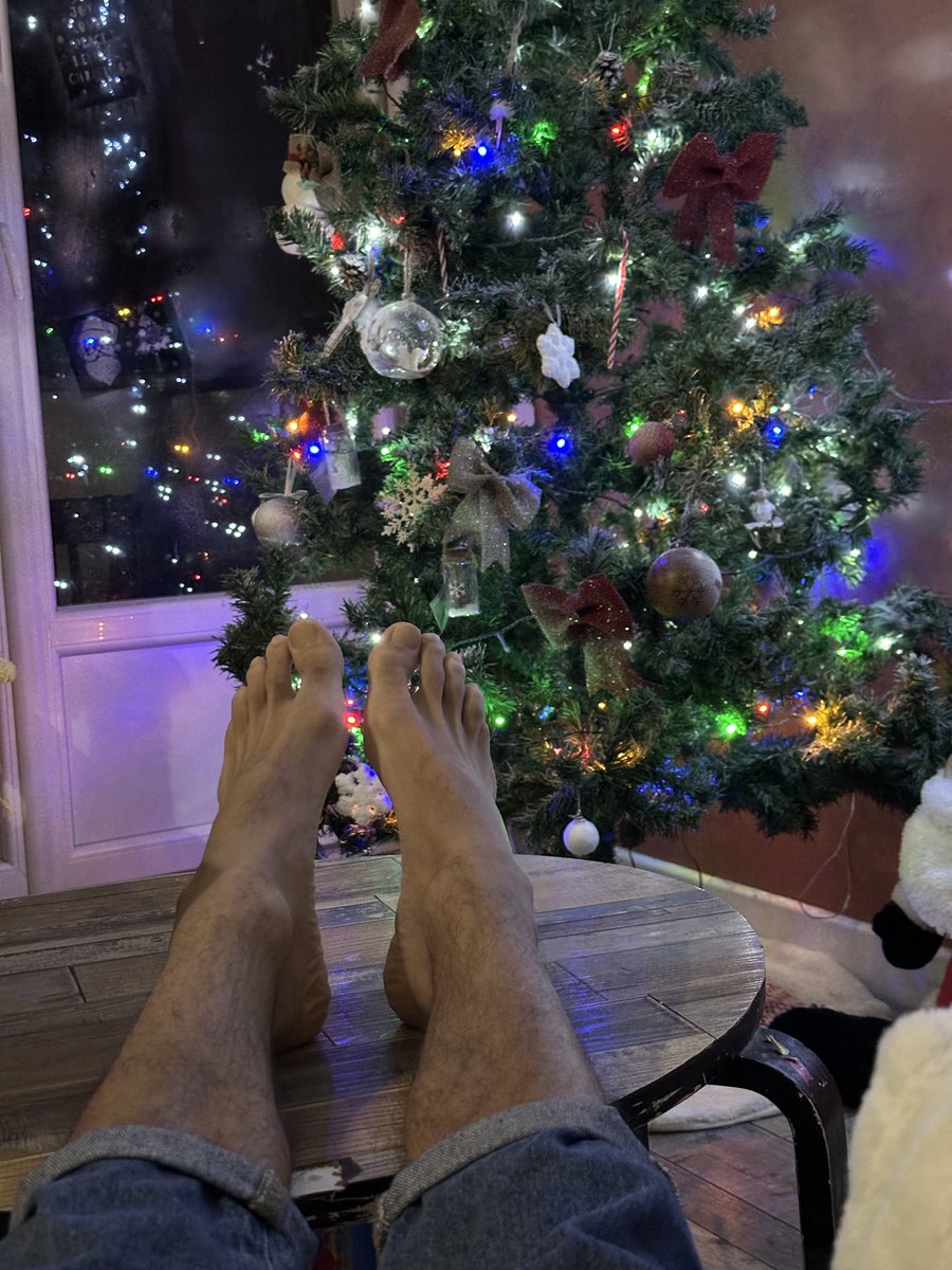 Content from rebeufeetlover