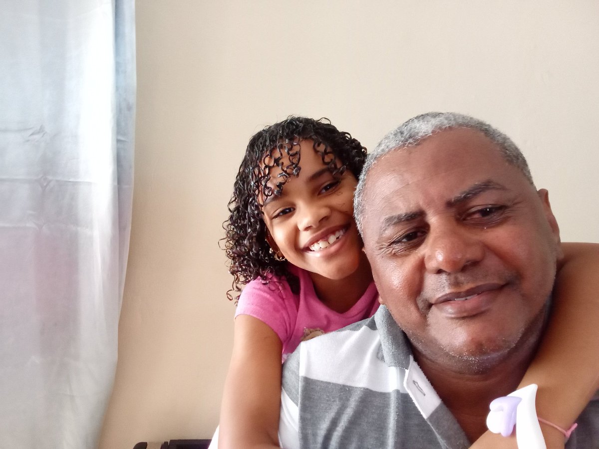 carlosapd64's tweet photo. Buenos días, esta debe ser una noche pars compartir en familia, FELIZ NAVIDAD https://t.co/zLybvwIBqa