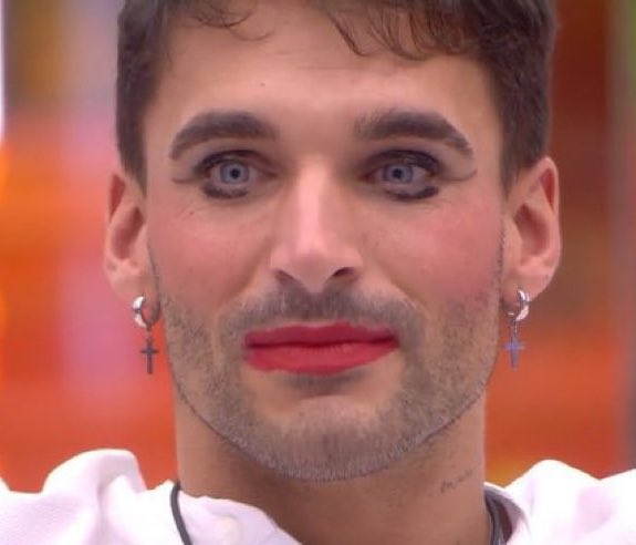 𝙴𝚛𝚒𝚜. tweet media