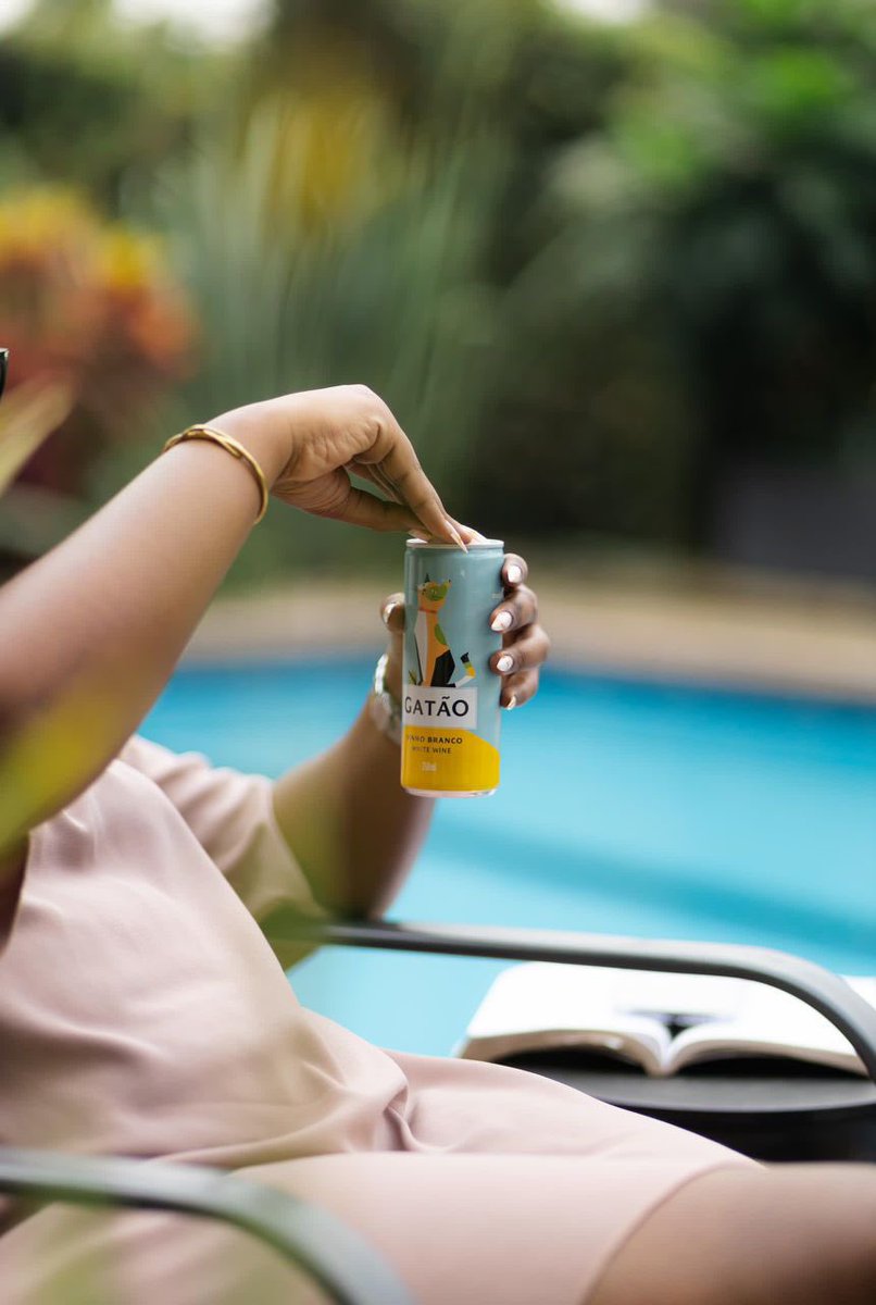 TerrassaW's tweet photo. “Who says wine needs a glass? Sipping sophistication straight from the can – convenience meets class! #WineInACan #SipSipHooray” You can find these great wines at Terrassa Sonatube Shop at 6000Frw. We want you to enjoy your festive season https://t.co/TsndRj6uKF