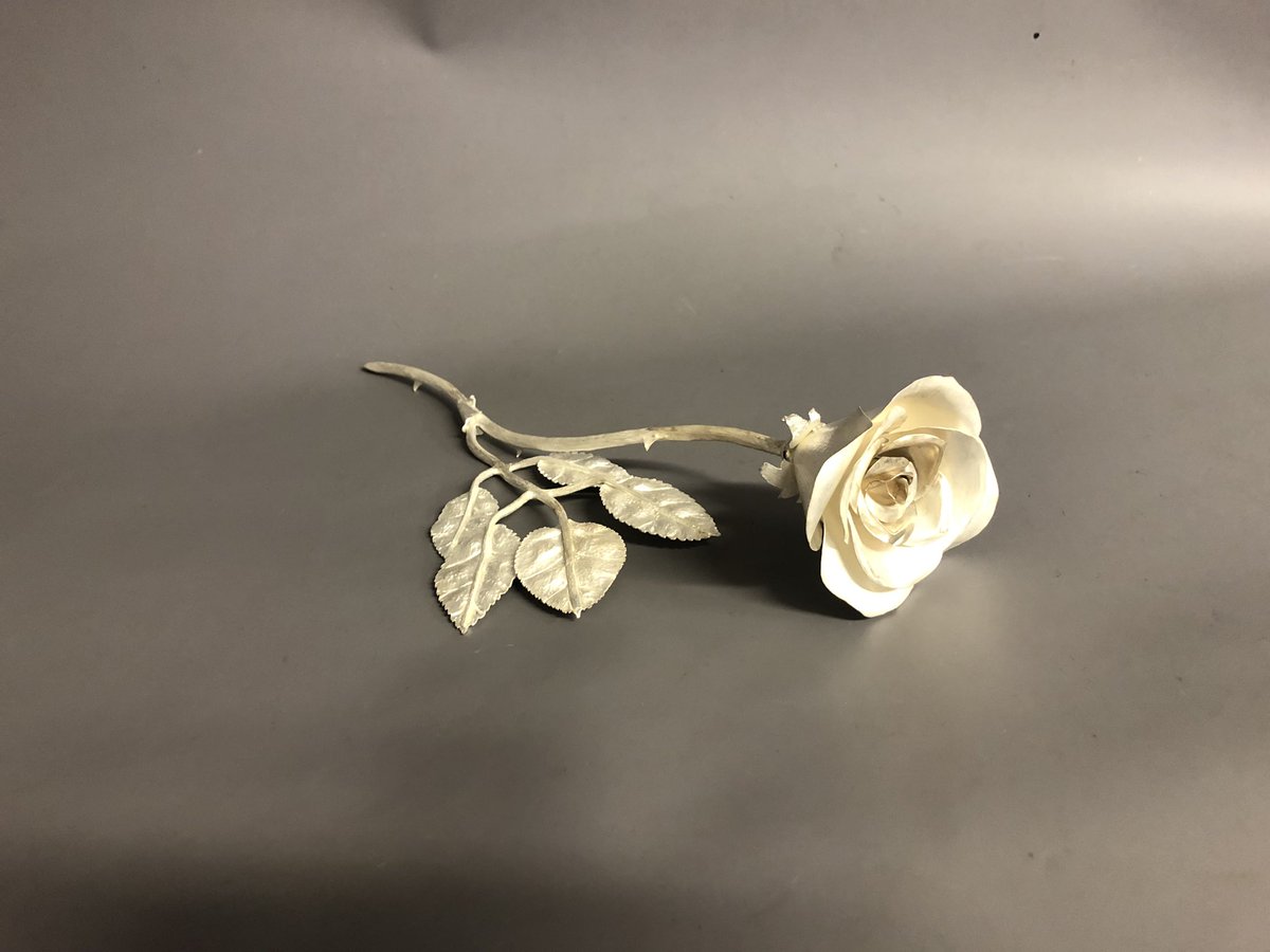 Merry Christmas to everyone that knows me and who are like me working up until the last minute to make someone happy