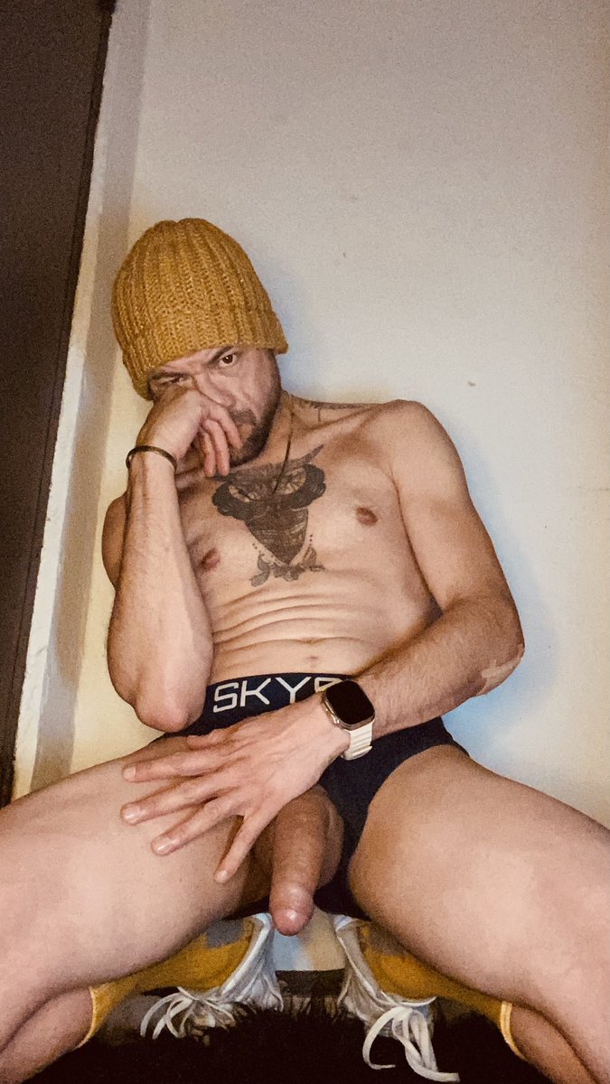 Pacomol0790's tweet photo. Unas más, que más da🧡💛🖤🥵🔥 https://t.co/lnfPO5G3Lf
