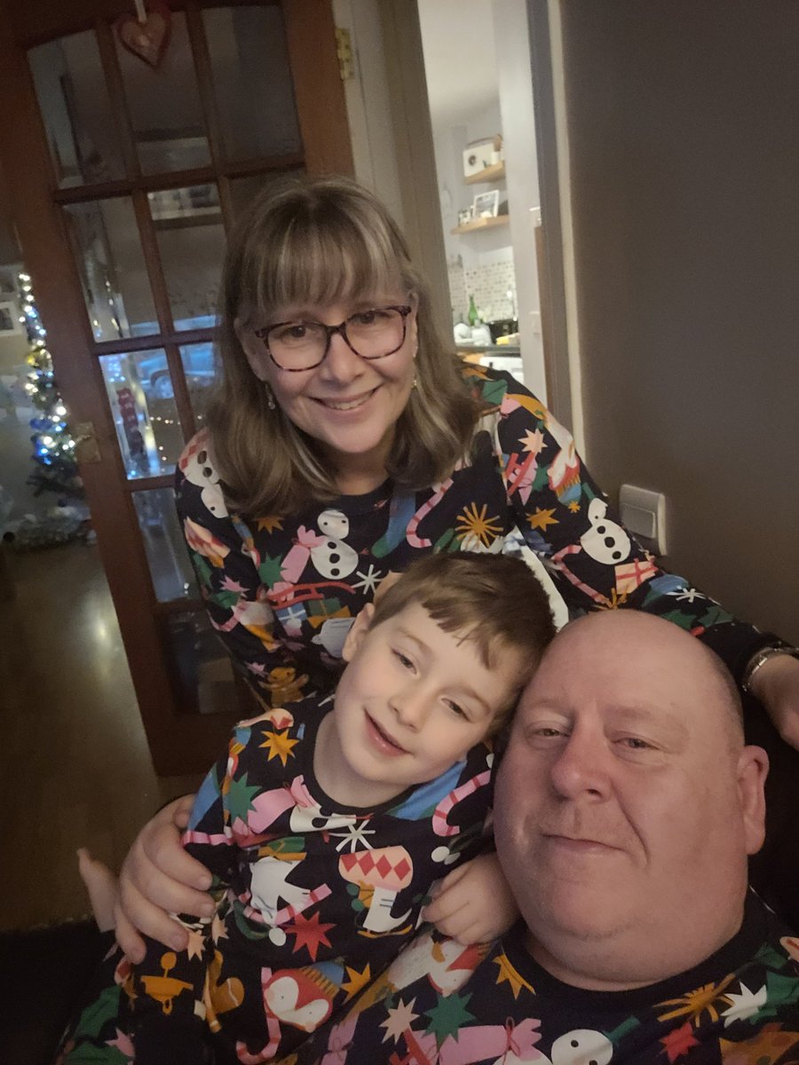 Matching jammies for Santa 🎅