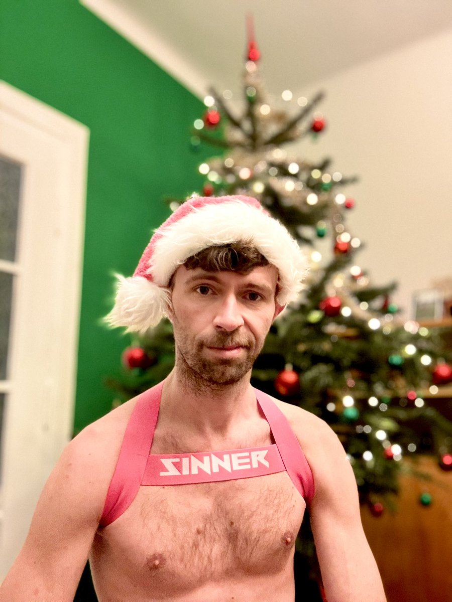 Hoe Hoe Hoe 🎅🏼🎄✨
#Christmas2024 #gay #gayleipzig