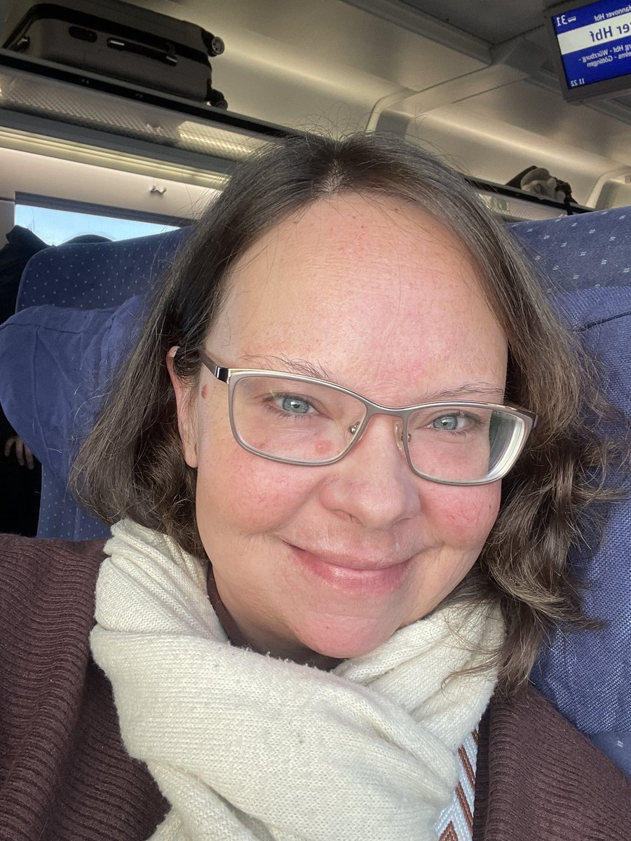 Wishing everyone a a happy christmas time 🎄🎉🧑‍🎄☺️❄️