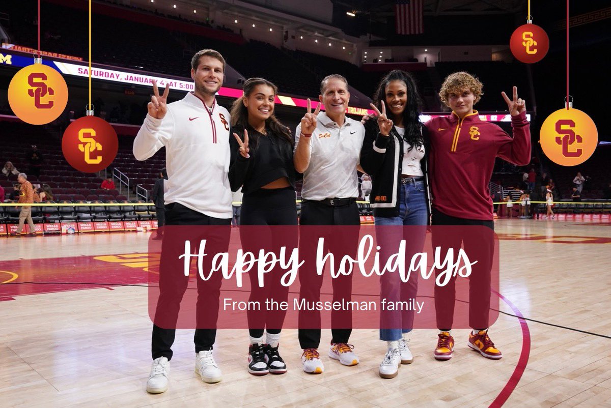 Wishing everyone Happy Holidays filled with laughter &amp; love! ❤️