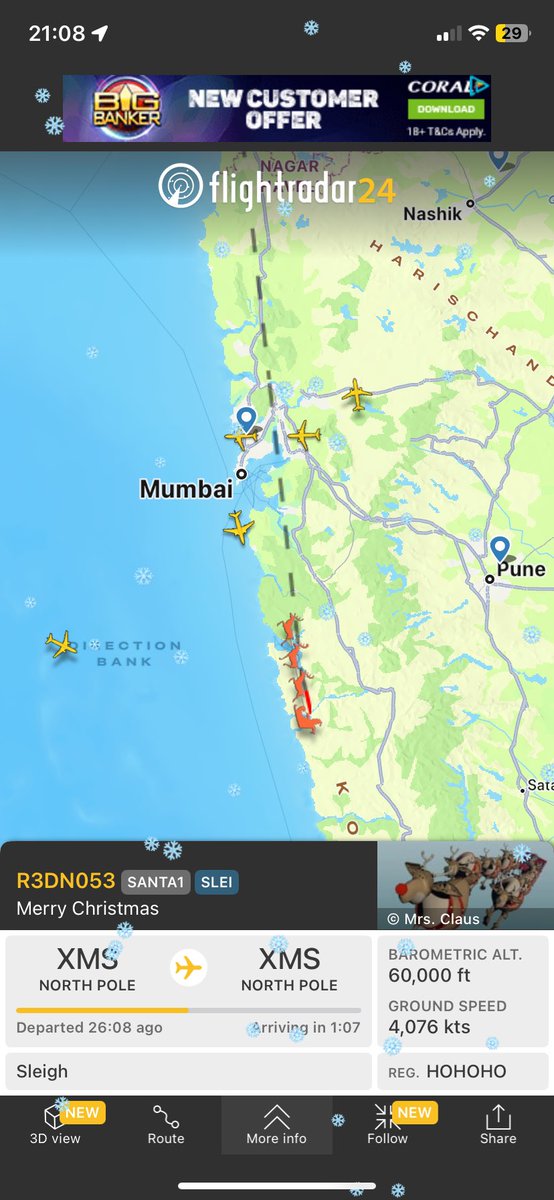 Padwah74's tweet photo. Near Mumbai right now! @flightradar24 #SantaTracker24 https://t.co/L86oucUqjU