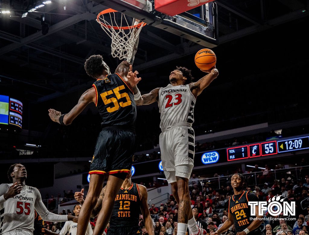 _JT_Smith's tweet photo. A few frames of Dillon Mitchell’s poster #Bearcats #TFON #Big12 #Rivals https://t.co/5wY1yvhxcn