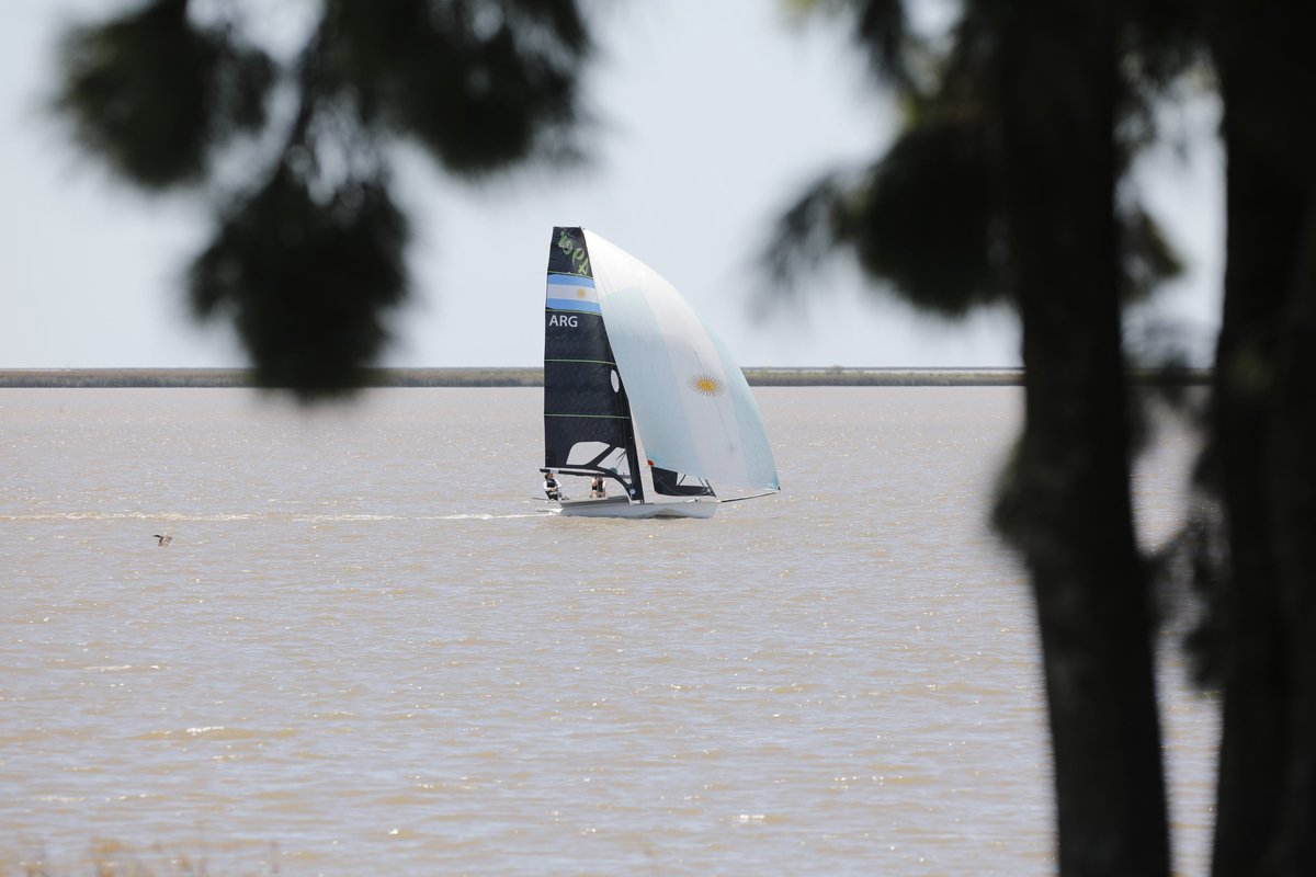 Un nuevo sueño olímpico para la #vela de la Argentina está en marcha. 
Camino a <a href="/LA28/">LA28</a> <a href="/juegosolimpicos/">Los Juegos Olímpicos</a> 

Fotos: <a href="/rpristupluk/">Ricardo Pristupluk</a> - <a href="/LANACION/">LA NACION</a>