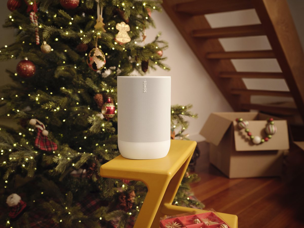 Sonos's tweet image. &apos;Twas the night before gifting, when all through the space
The sound of great music would soon fill the place;
The speakers were set, ready to bring cheer,
With Sonos, the magic of sound is near.
#Sonos #TheNightBefore #TheMagicOfSound