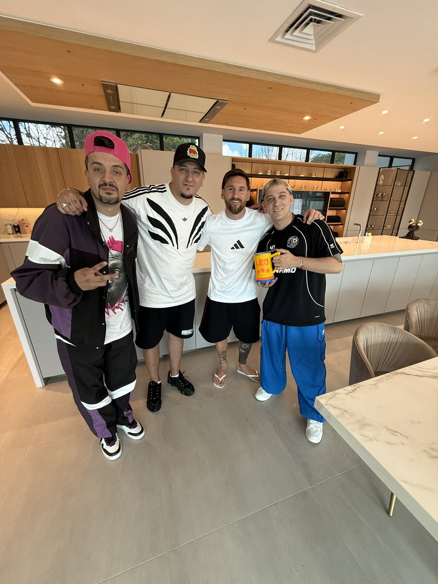 Un Poco De Ruido 🤏 tweet media