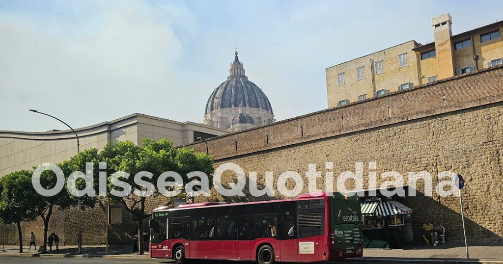 iltrenoromalido's tweet image. 🚍 Fermata Cavalleggeri/S. Pietro: le linee 46, 64, 982 e altre ti portano al cuore del Vaticano! ✨ odisseaquotidiana.com/2024/09/come-a… #BusRoma #Giubileo