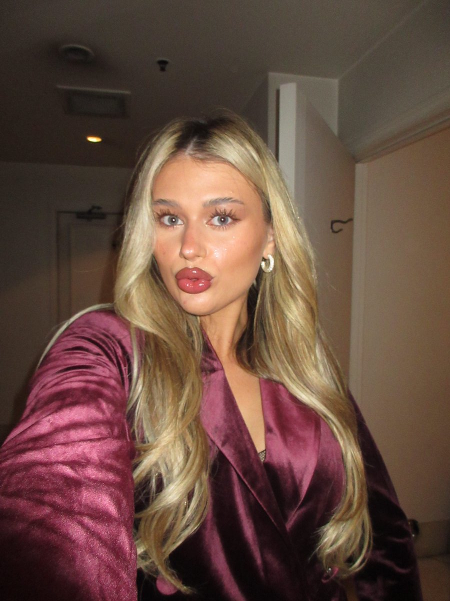 GOOD AMERICAN tweet media